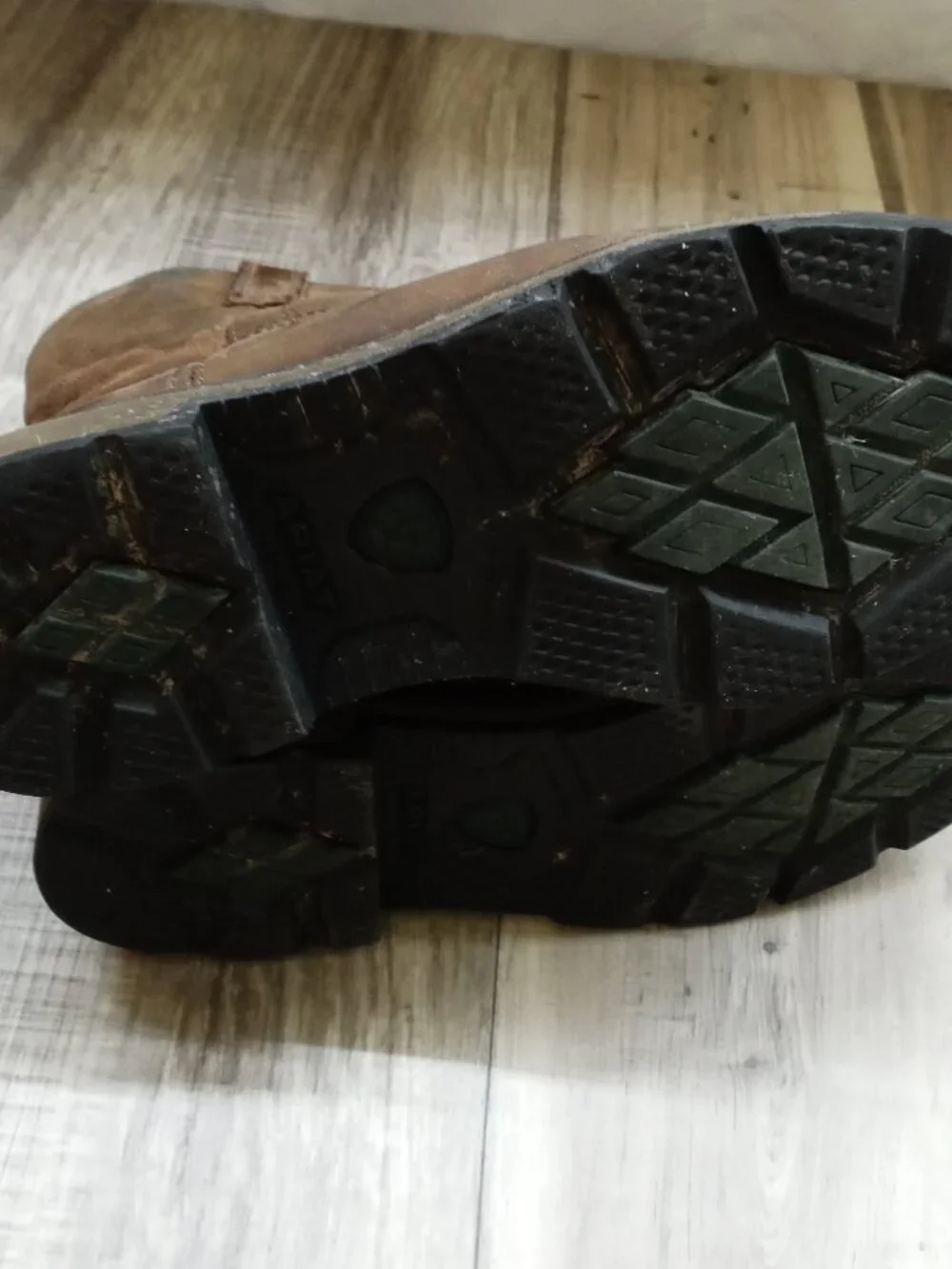 ARIAT 9.5 EE Men's Boots No Lace
